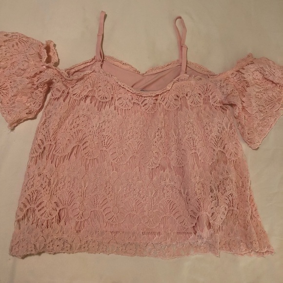 Pink lace of shoulder top from Lush - Picture 2 of 4